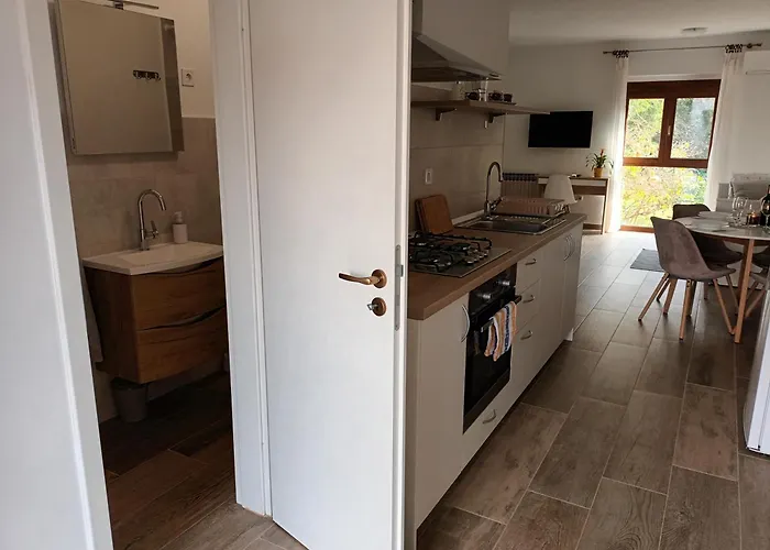 Διαμέρισμα Dori *